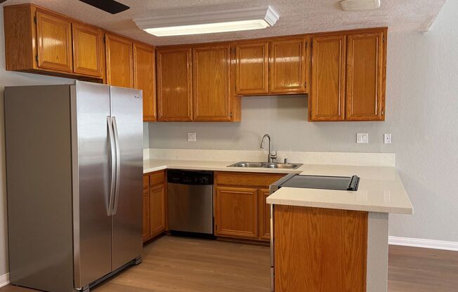 1 bed, 1 bath, 868 sqft, $2,420, Unit I5