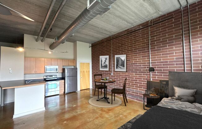 Studio Unit in 626 N Graham Street community