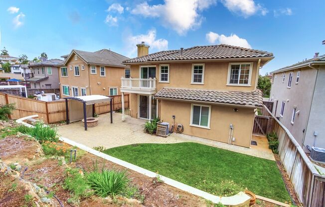 San Elijo Hills 4 Bedroom Home Available Now!