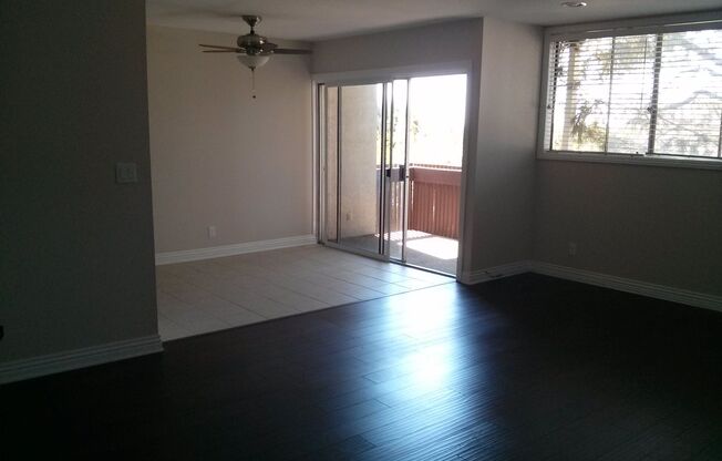 **Beautiful & Spacious 2 Bedroom 2 Bathroom Culver City Condo!!**