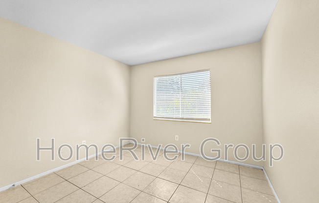 274 SW KENTWOOD RD