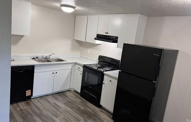 HAVE YOU HEARD THE BUZZ? Avalon Courtyard is Now Under New Management and now leasing!