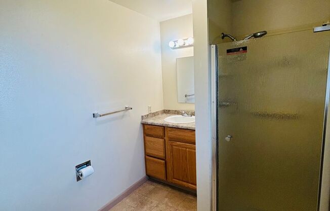 3 Bedroom Home located in the heart of town! Close to everything!