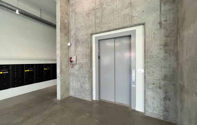 1 bed, 1 bath, 440 sqft, $1,327, Unit 223