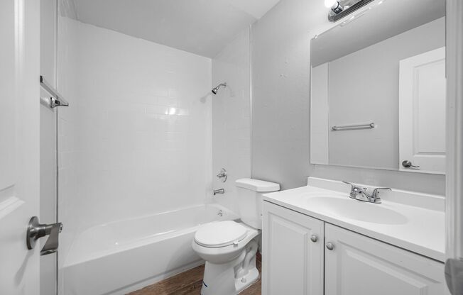 2 beds, 1 bath, 700 sqft, $1,495, Unit 4520-10