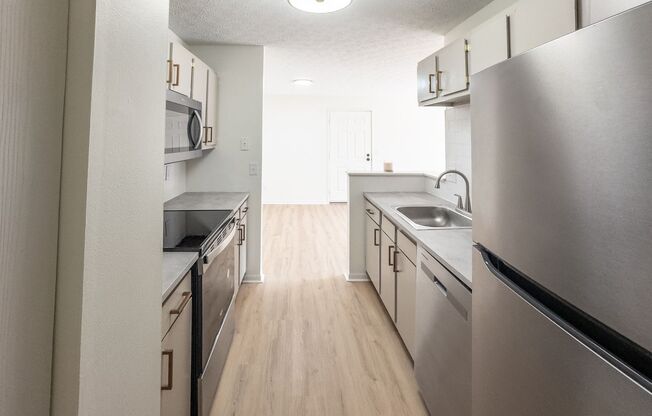 1 bed, 1 bath, 790 sqft, $1,125, Unit 04/01/8565