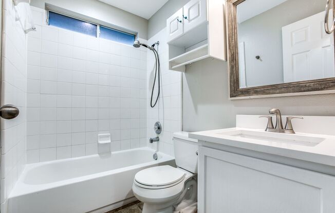 Remodeled single story 4 bedroom - Beautiful - Great Community
