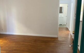 450 S. Cochran, LLC