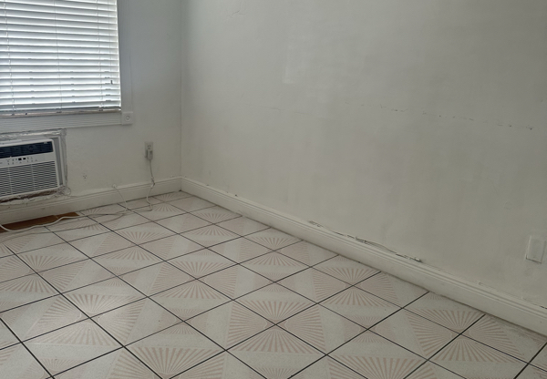 384 MINORCA AVE