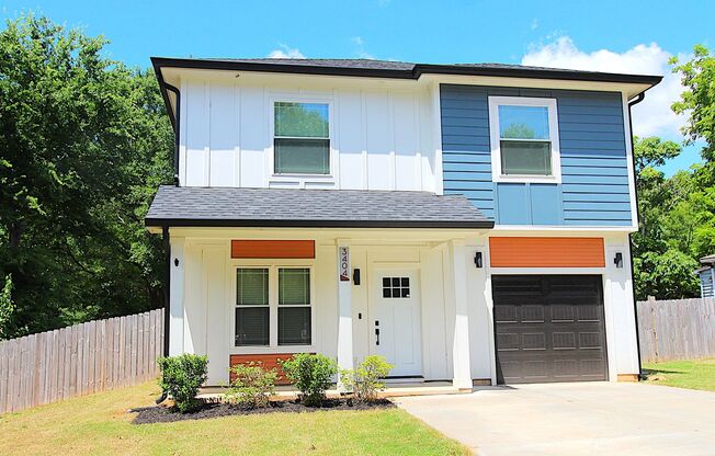 Modern 3-Bedroom Home with Fenced Yard & Upgrades – Available August 1st!