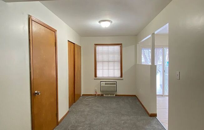Beautiful Renovated 2 Bedroom