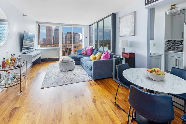 474 48 AVE