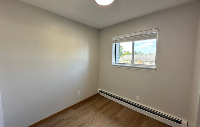 2 beds, 1 bath, 1,100 sqft, $1,495, Unit 44-201