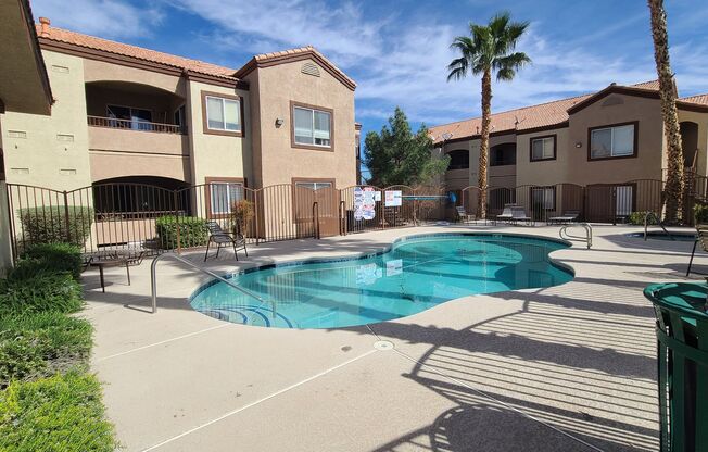 2 beds, 2 baths, $1,300, Unit # 280