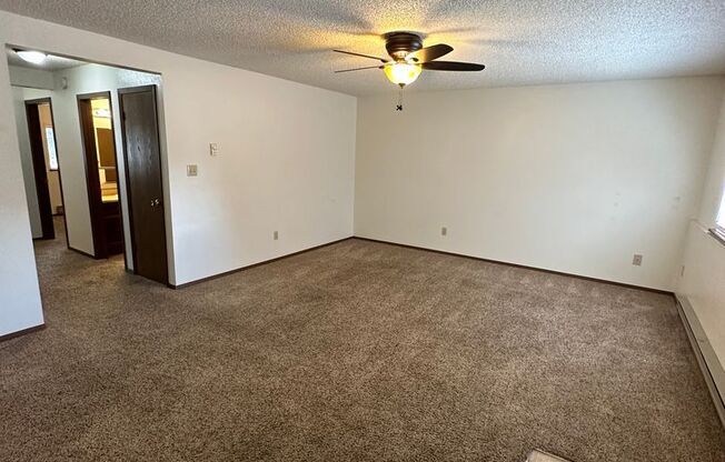 312 Hacker Ct