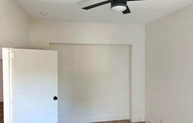 4 Bed 2 Bath in Echo Park with Back Patio