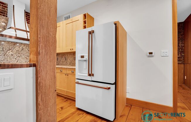 Intimate Super-Lux Home in Zen Garden Setting - Newly Built in Repurposed Mission District Winery Complex