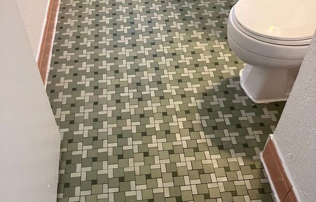 2 beds, 1 bath, 801 sqft, $1,799, Unit 3030-02