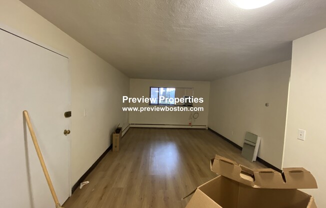 10 Riverside St.