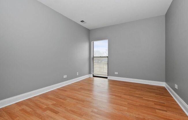 2 beds, 1 bath, 1,100 sqft, $1,860, Unit 3110-201