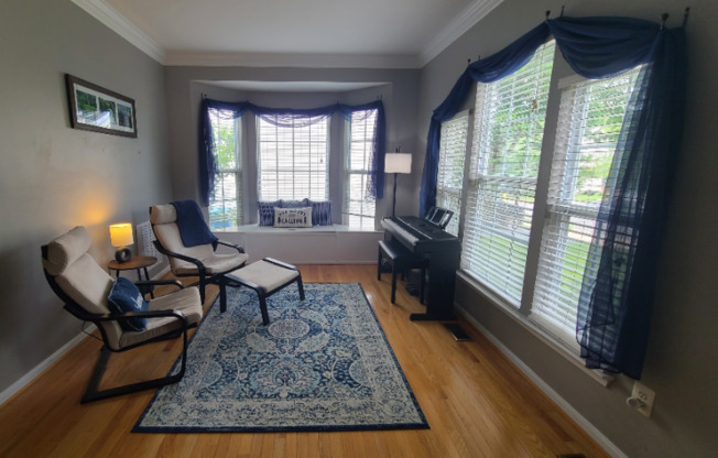 12577 GARRY GLN DR