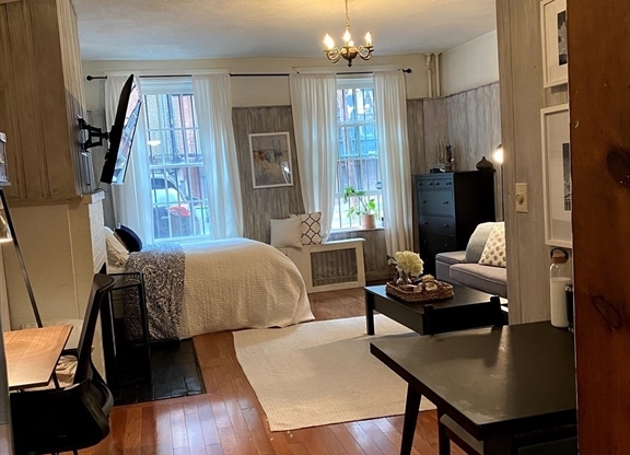 61 Marlborough St.