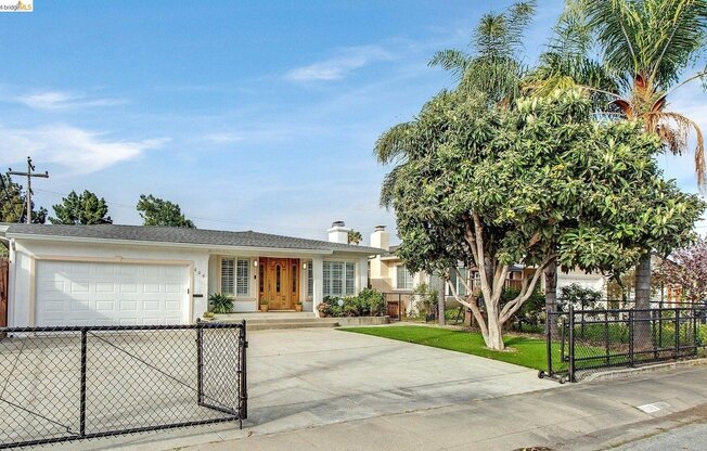 809 GRIDLEY ST
