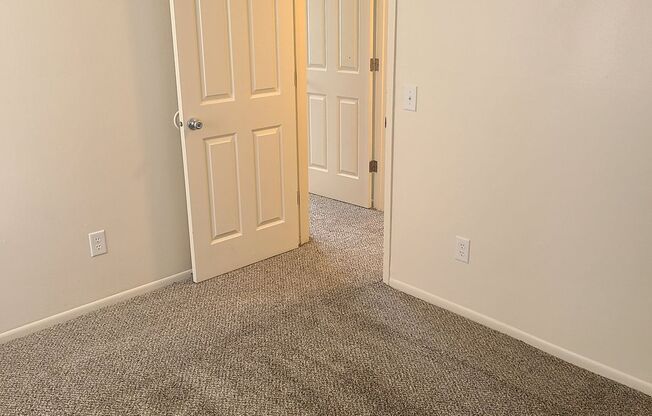 2 beds, 1 bath, 641 sqft, $675, Unit 510