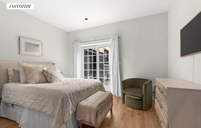 133 STERLING PL