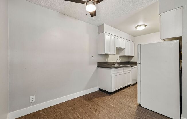 1 bed, 1 bath, 589 sqft, $1,400, Unit 08