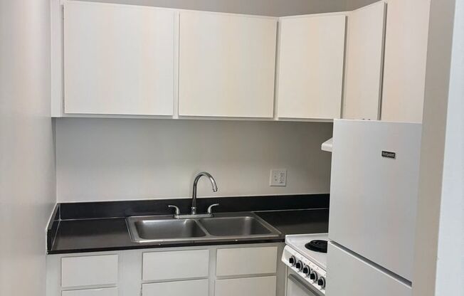 1 bed, 1 bath, 550 sqft, $1,095, Unit 07CS