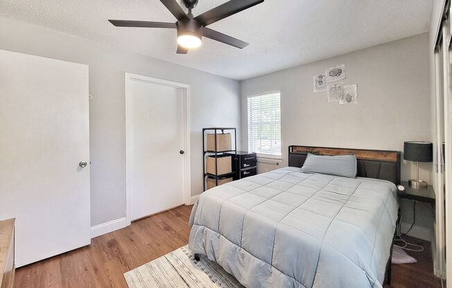 3 beds, 3 baths, $1,700, Unit Unit 527