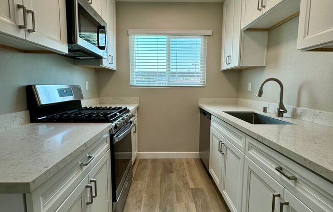 1 bed, 1 bath, 650 sqft, $2,445, Unit 18