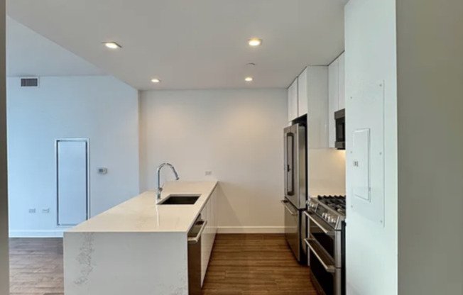 2 beds, 2 baths, $7,995, Unit 36B