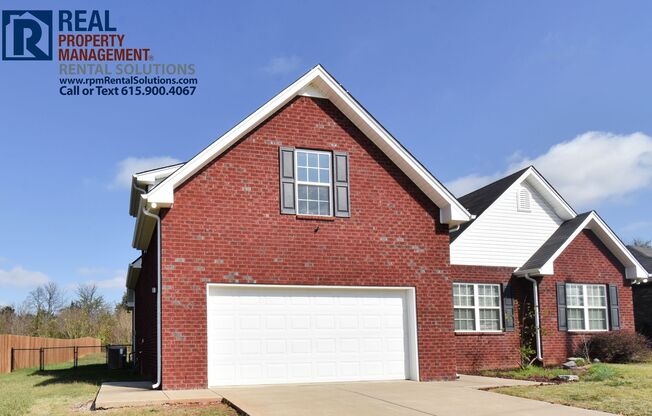 Adorable all brick home in Christiana! Attached garage and washer/dryer included! 1 mile from 1-24!