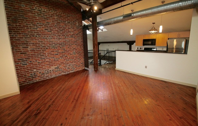 1 bed, 1 bath, 953 sqft, $1,575, Unit APT 31W