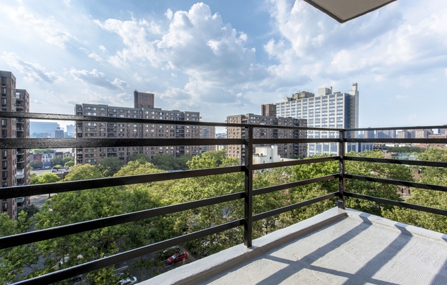 2 beds, 1.5 baths, 1,028 sqft, $3,600