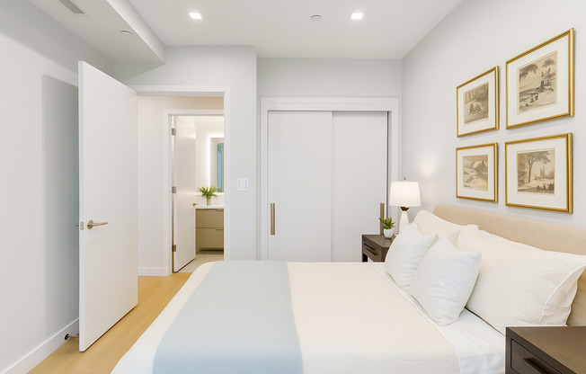 1 bed, 1 bath, 591 sqft, $2,595, Unit T-01