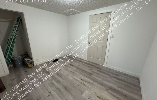 2 beds, 1 bath, $1,100