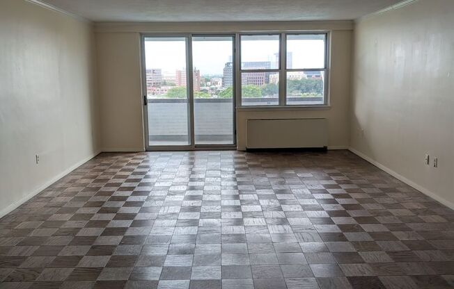 3 beds, 2 baths, 1,413 sqft, $3,500, Unit 9H