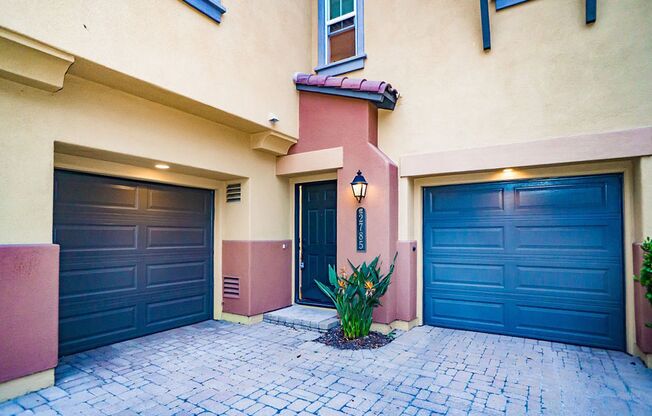 Beautiful townhome in Mission Valley!  Available May 12th.
