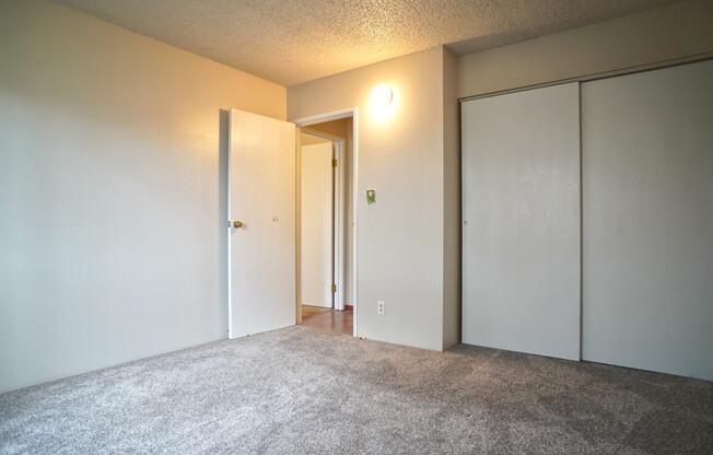 2 beds, 2 baths, $1,395, Unit #209