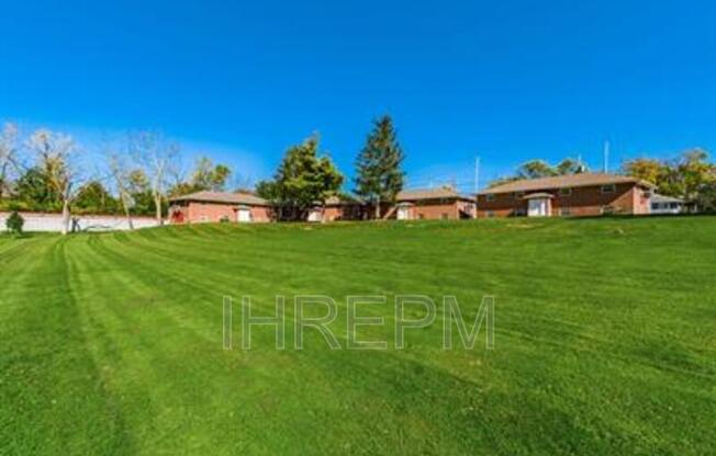 284 POWELL CIR