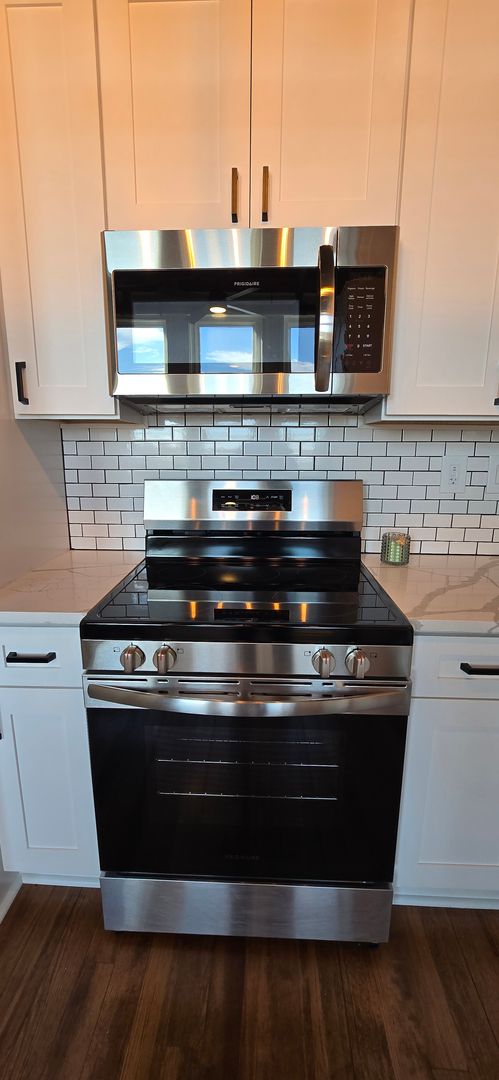 1 bed, 1 bath, 600 sqft, $1,295, Unit 208 BTB - A