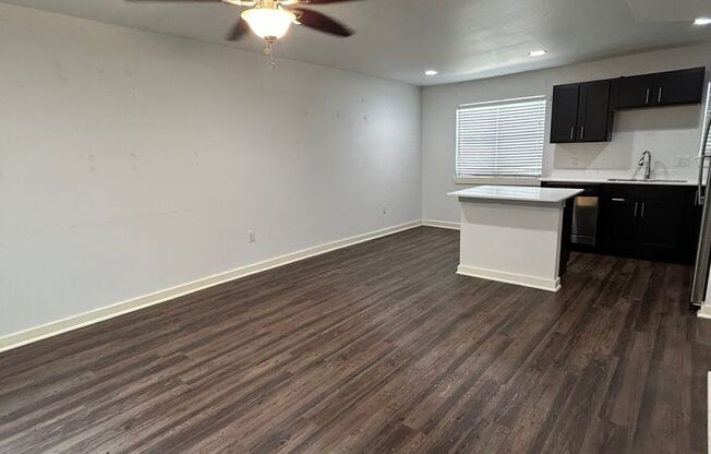 Monarch Place Apartments-2106 Bennett Avenue