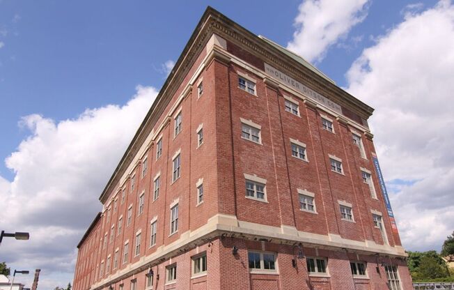 Oliver Lofts