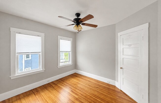2 beds, 1 bath, 1,000 sqft, $2,400, Unit 2