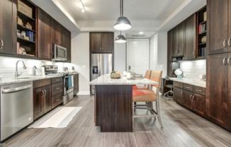 7125 Legacy Dr