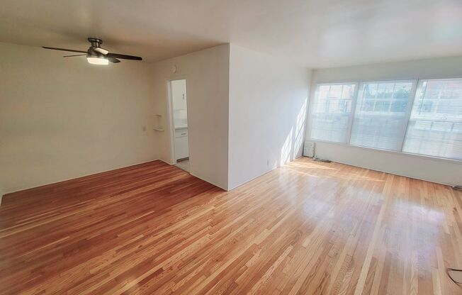 1 bed, 1 bath, 600 sqft, $2,050