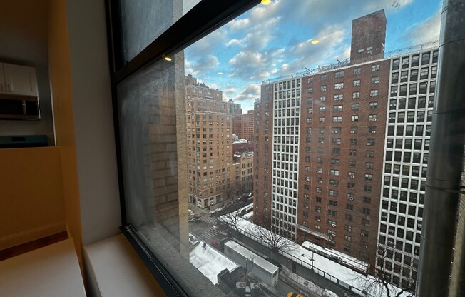 1 bed, 1 bath, $5,000, Unit 12D